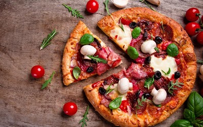 3 Road AV Pizza Restaurant