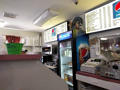 Marcuccis Bakery & Grinder Shop