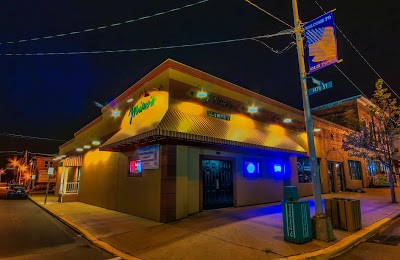 Mimos Pizza & Family Restaurant