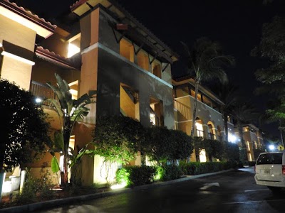 Naples Hotel & Suites