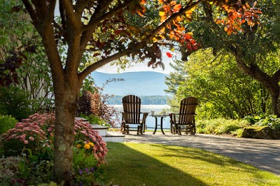 Pleasant Lake Inn