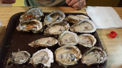 Wayne's Oyster Bar