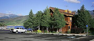 Deer Creek Island Resort